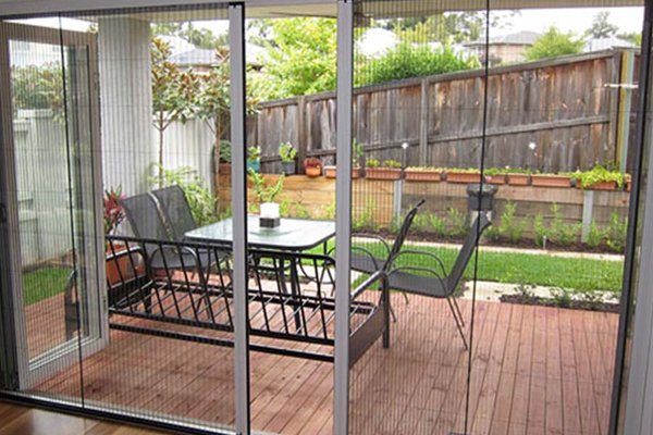 Pleated Mesh Door Windows